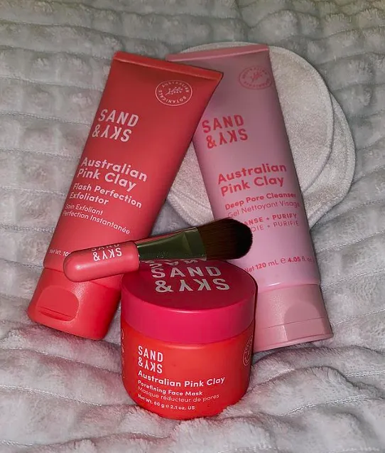 Sand & Sky Australian Pink Clay Deep Pore Cleanser detergente pori