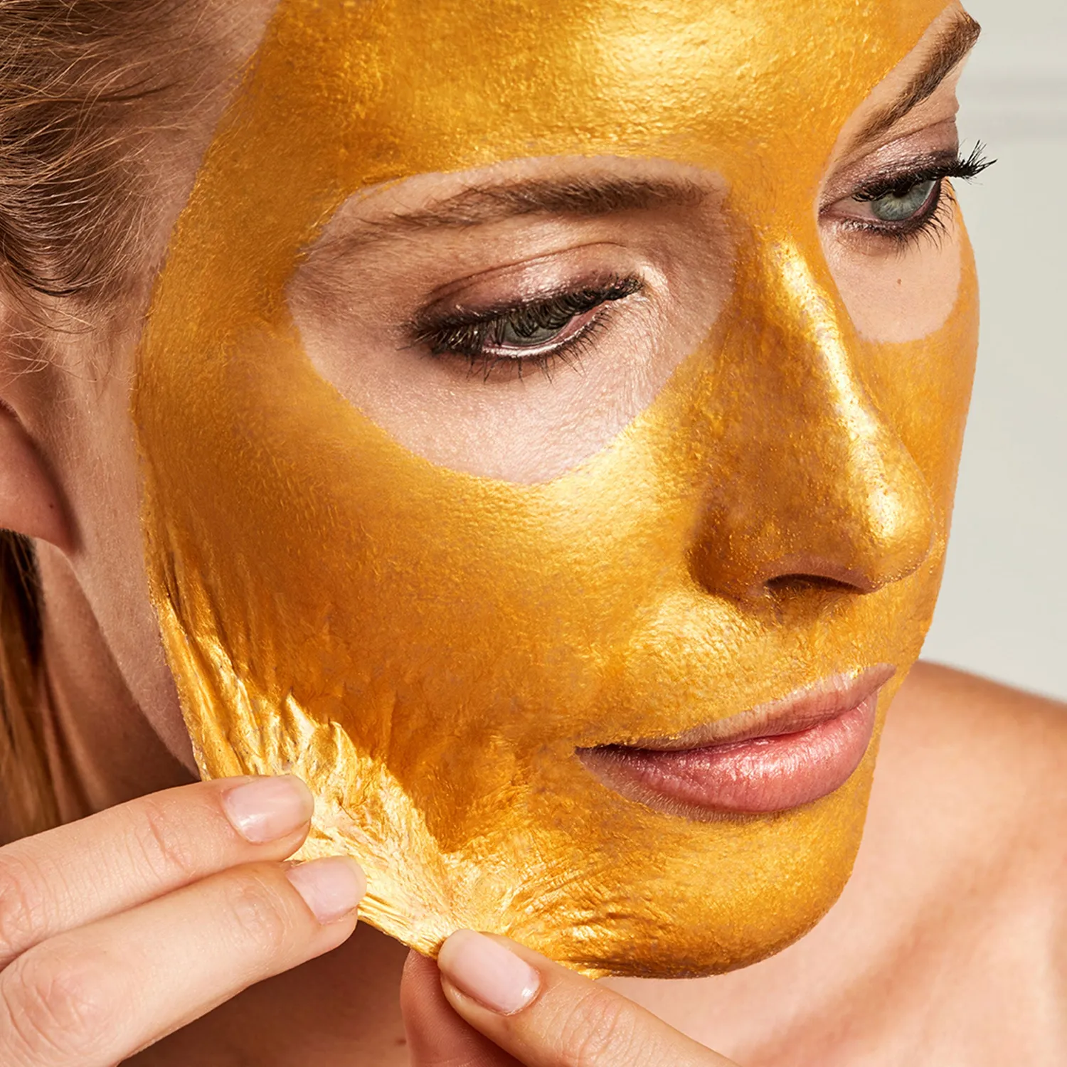 Iroha Nature 24K Gold maschera viso peel off rassodante